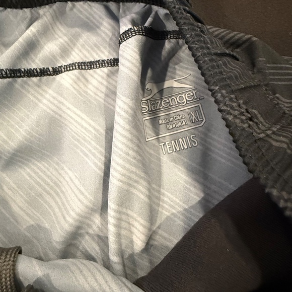 Slazenger Tennis Shorts - Picture 2 of 3